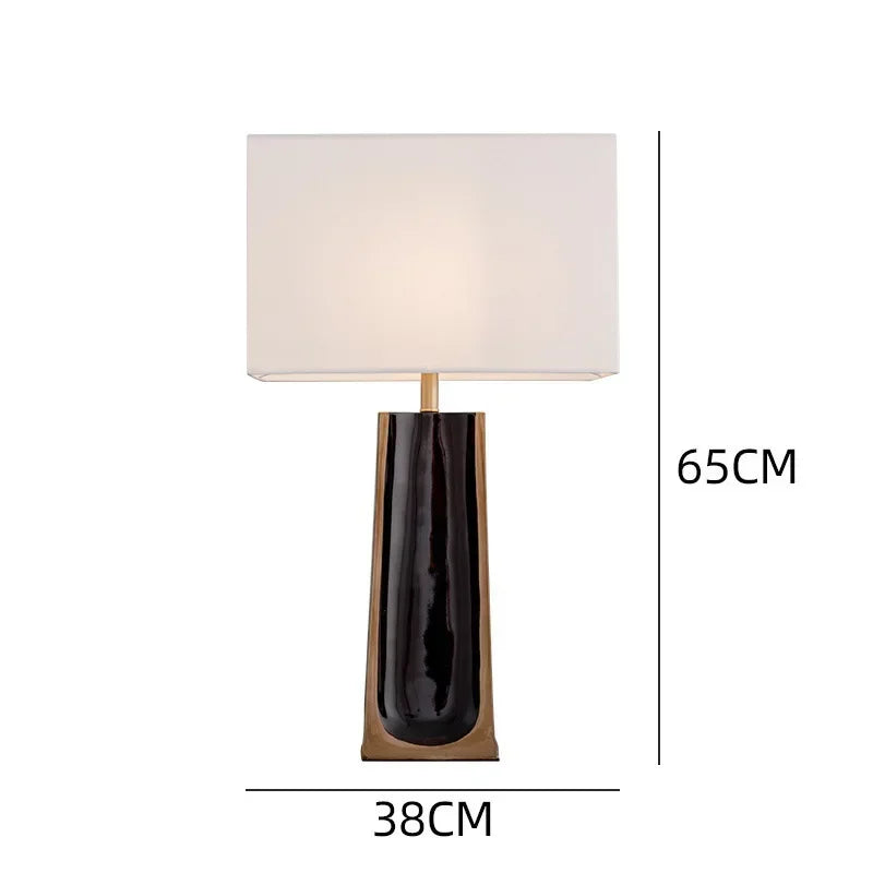 Lampada da Tavolo Designer Modern-Neoclassica – Eleganza Europea per Interni di Lusso