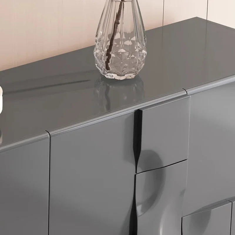 Armadio Decorativo Minimalista - Eleganza Italiana per il Tuo Soggiorno