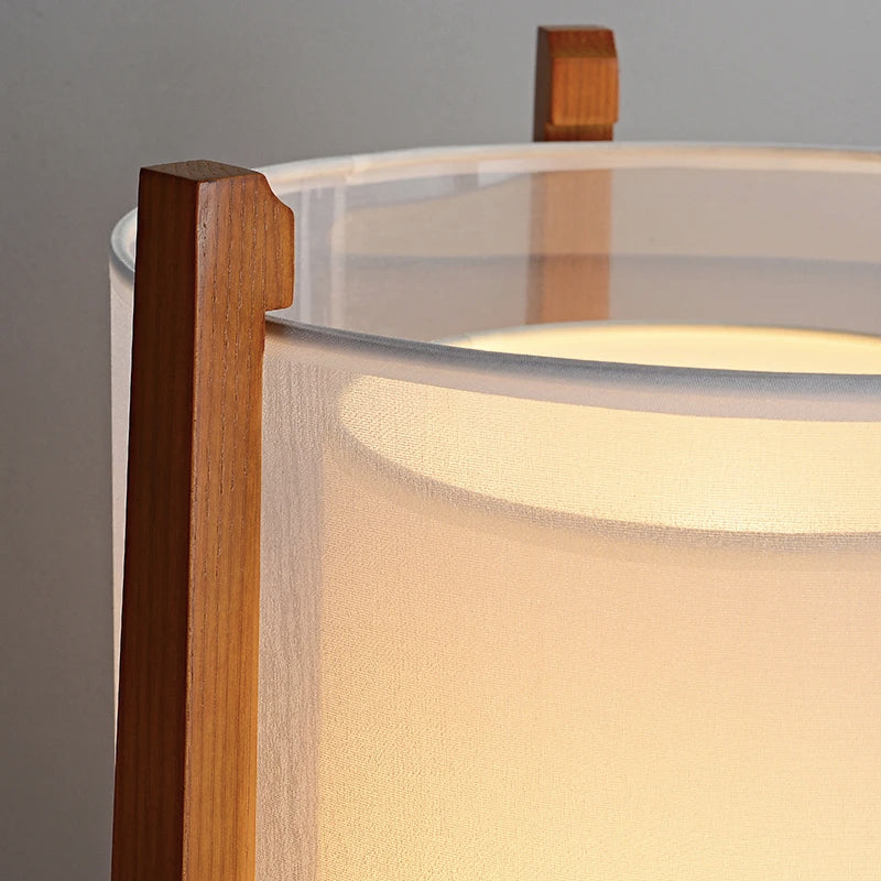Lampada da Terra in Stile Giapponese - Design in Legno Massello e Tessuto per un'Atmosfera Zen