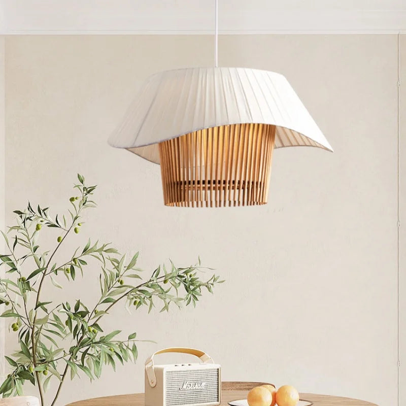 Raffinatezza Naturale con Lampadario Giapponese in Stile Nordico