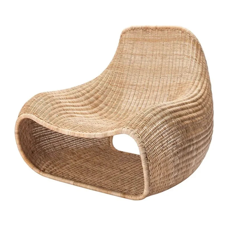 Sedia per il Tempo Libero in Rattan - Eleganza e Comfort per Ogni Ambiente