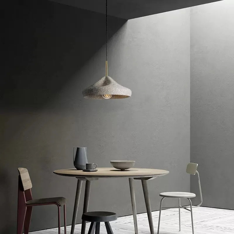 Lampada a Sospensione in Cemento Industriale - Eleganza e Raffinatezza per Ogni Ambiente