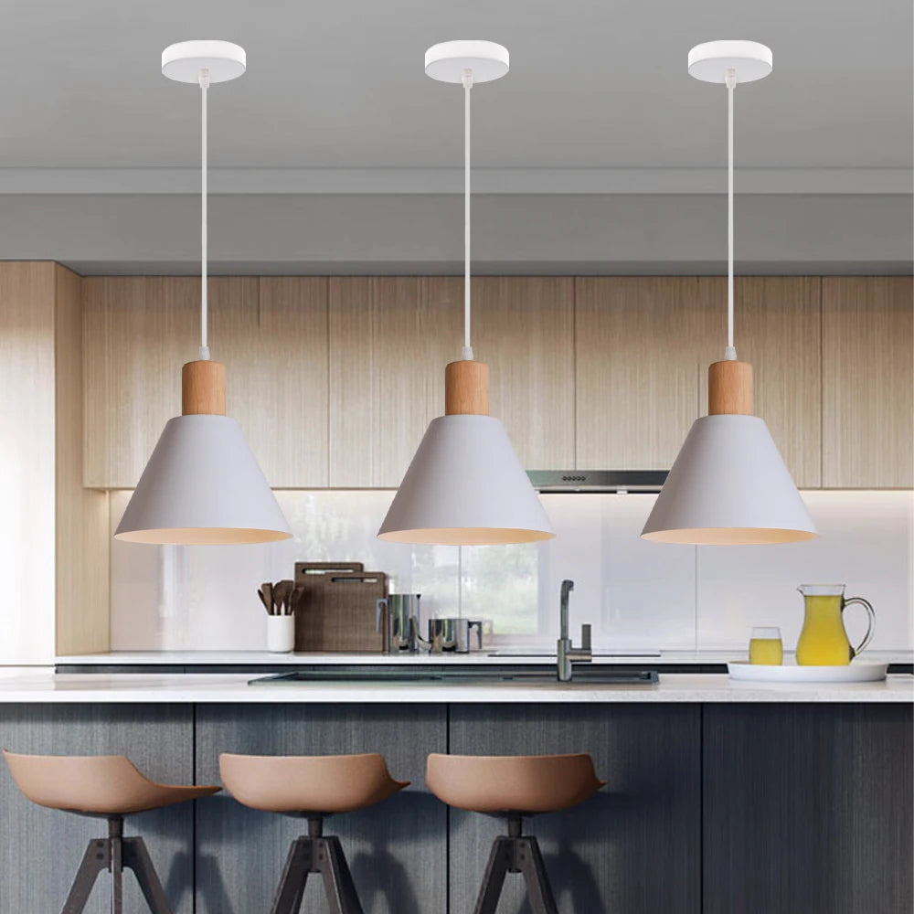 Eleganza Funzionale con Lampada a Sospensione in Stile Nordico