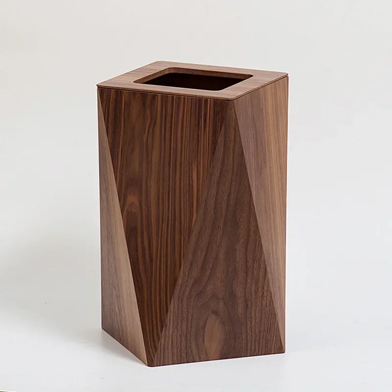 Pattumiera in Legno Nordic Light - Stile e Funzionalità per Ogni Ambiente
