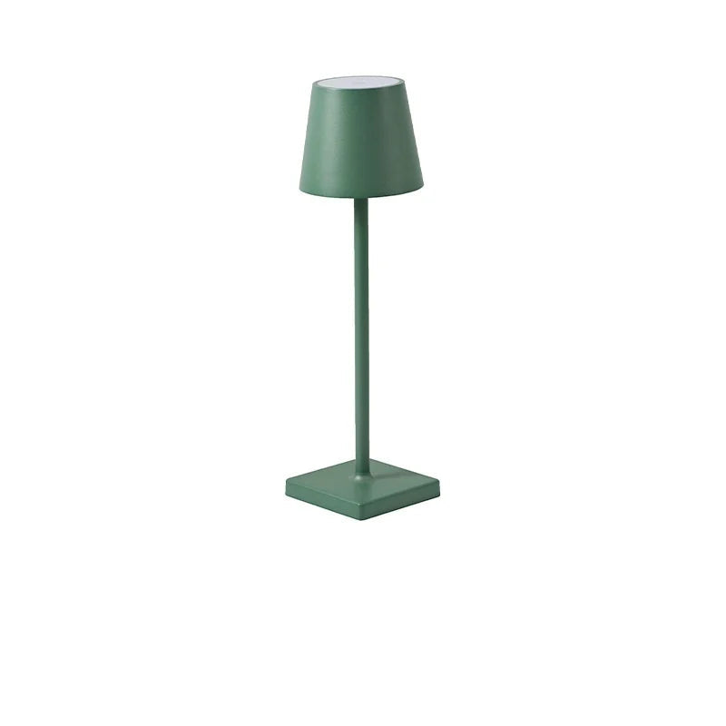 Raffinatezza Moderna con Lampada da Tavolo Ricaricabile