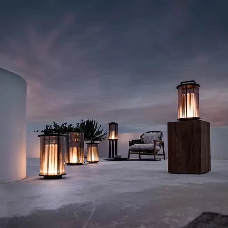 Illumina il Tuo Giardino con Eleganza e Sostenibilità