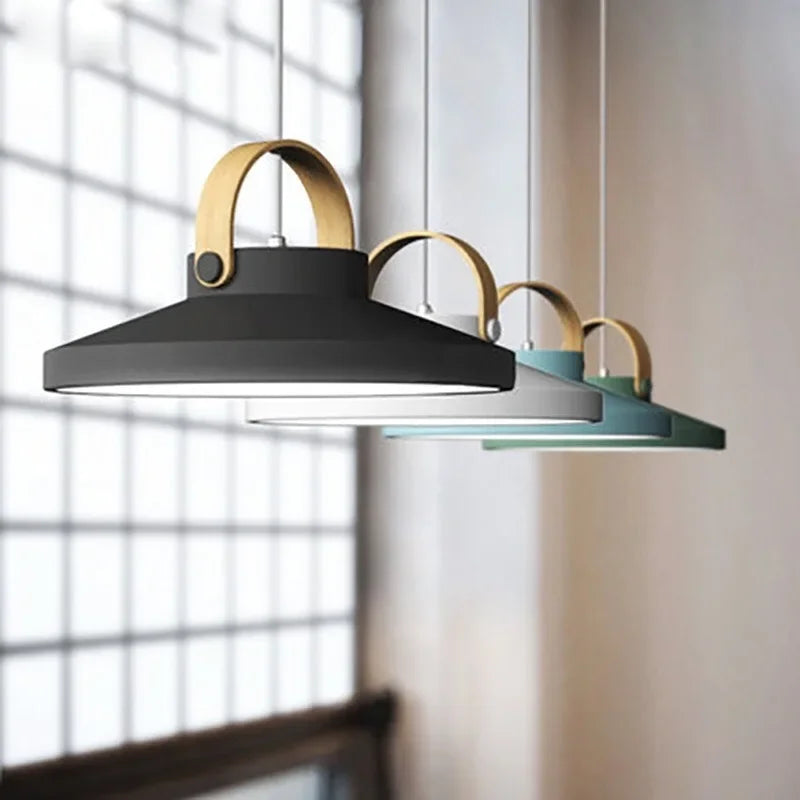 Eleganza Nordica con Lampada a Sospensione Moderno