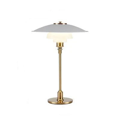 Eleganza Scandinava con Lampada da Scrivania in Vetro