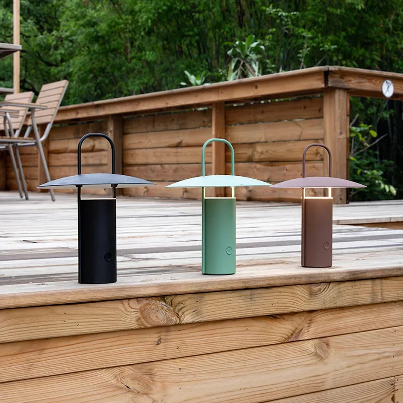 Lampada da Tavolo Ricaricabile USB: Illuminazione Elegante e Funzionale per Ogni Occasione