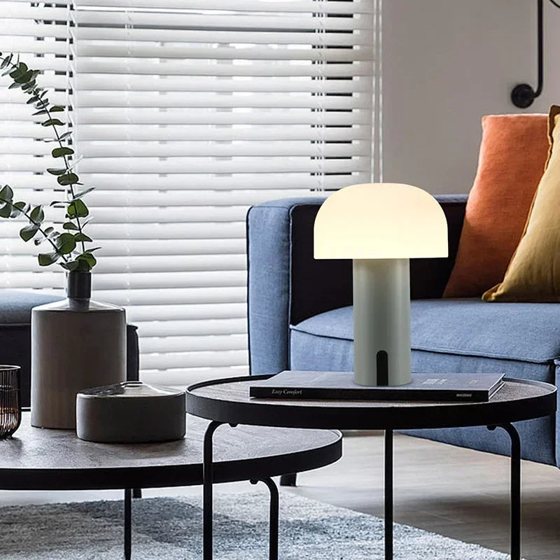 Fascino Sofisticato con Lampada da Tavolo a Fungo