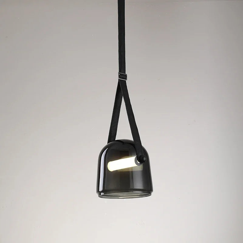 Lampada a Sospensione in Pelle e Vetro – Design Post-Moderno e Stile Art Decò