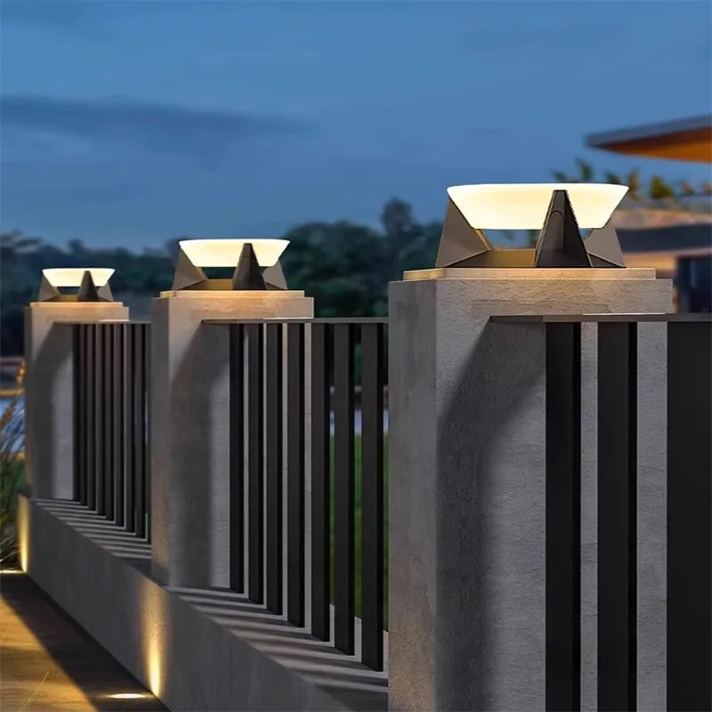 Luci da Giardino Solari a Colonna – Design Moderno e Funzionalità Avanzata