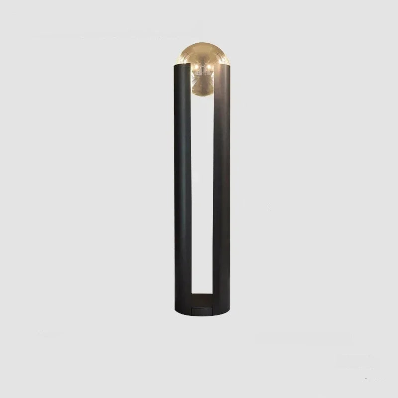 Lampada da Terra LED Nordica – Il Design che Illumina con Eleganza e Personalità
