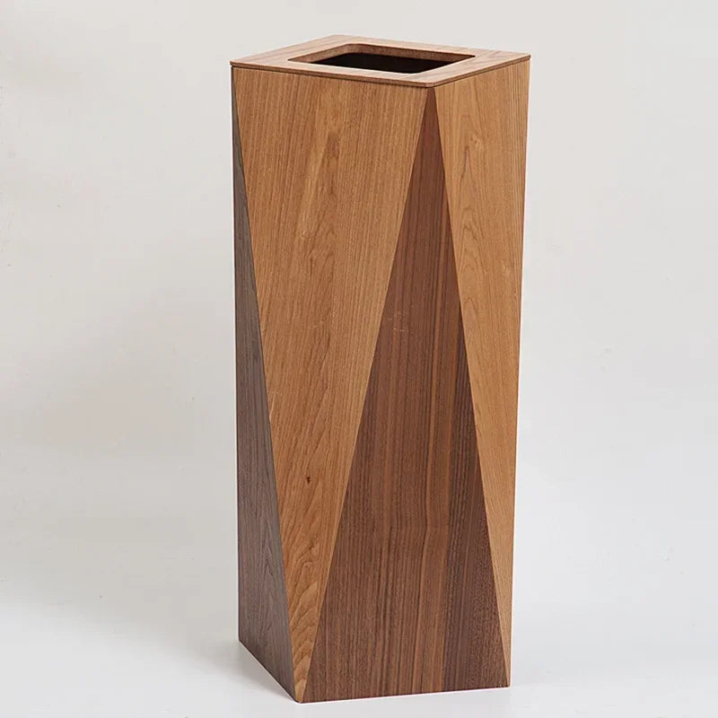Pattumiera in Legno Nordic Light - Stile e Funzionalità per Ogni Ambiente