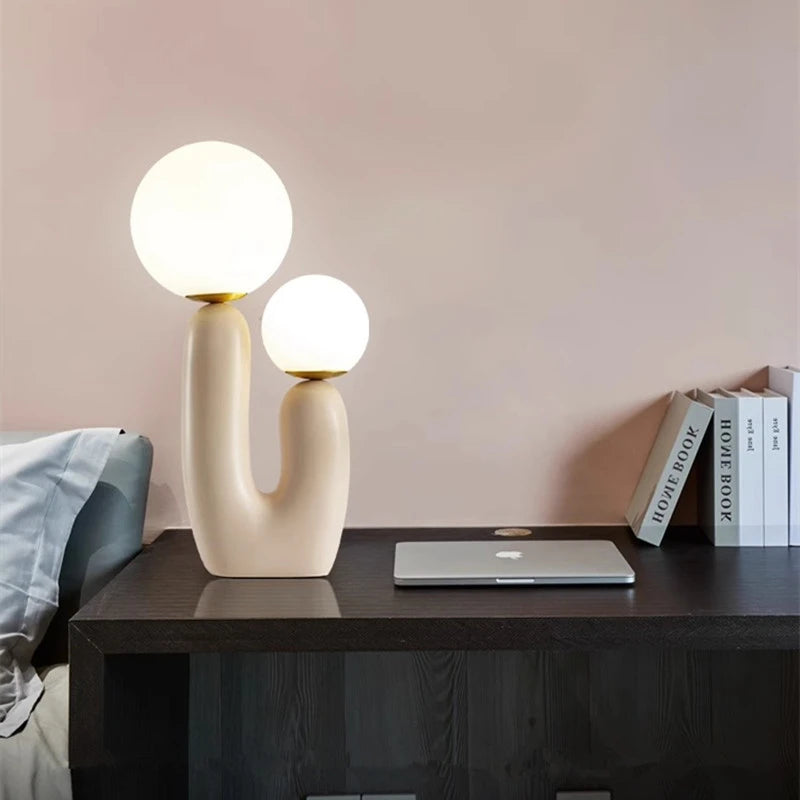 Lampada da Tavolo Creativa Nordica - Eleganza Moderna per Camere e Soggiorni