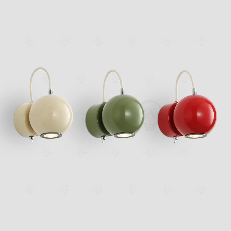 Lampada da Parete Minimalista di Lusso - Eleganza e Funzionalità per Ogni Camera