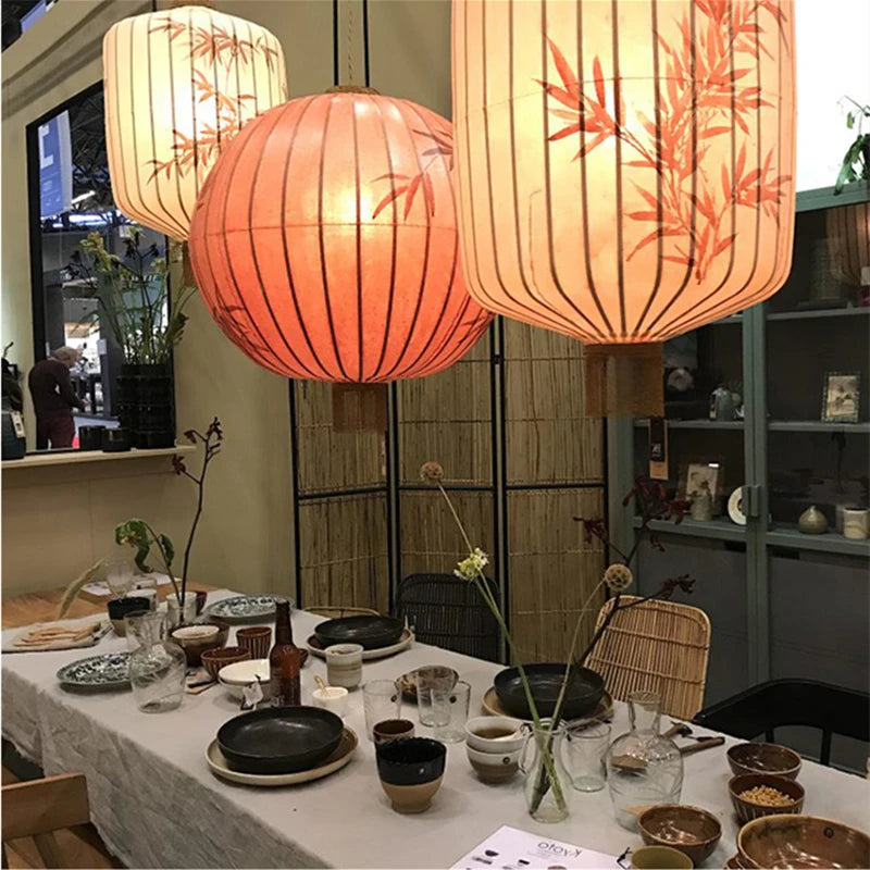Lampada Lanterna in Tessuto Asiatico - Eleganza Retrò per Ogni Ambiente