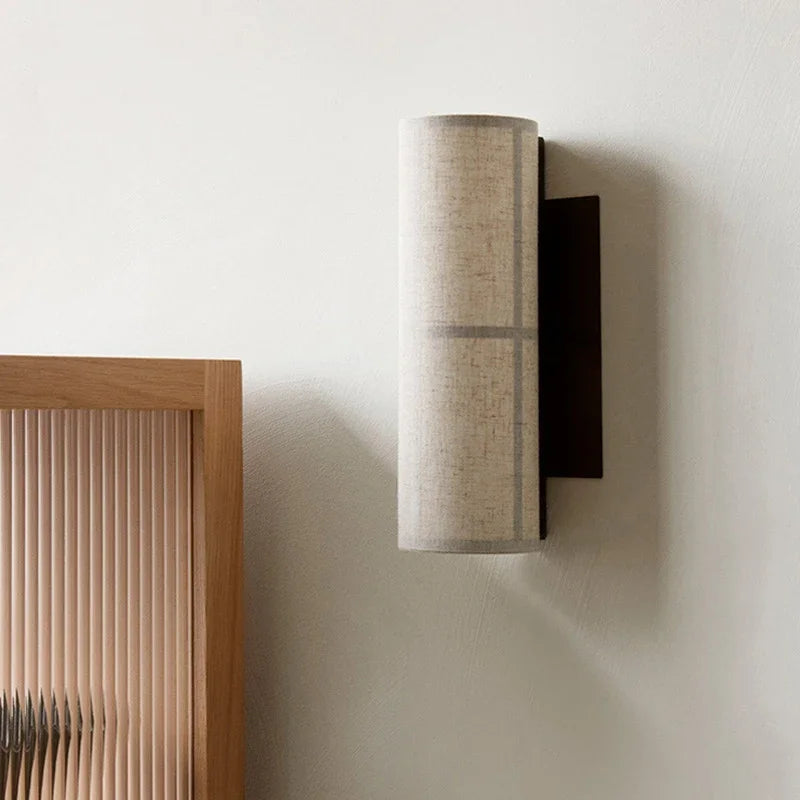 Lampada da Parete Wabi-Sabi in Tessuto - Eleganza Giapponese per Ogni Ambiente
