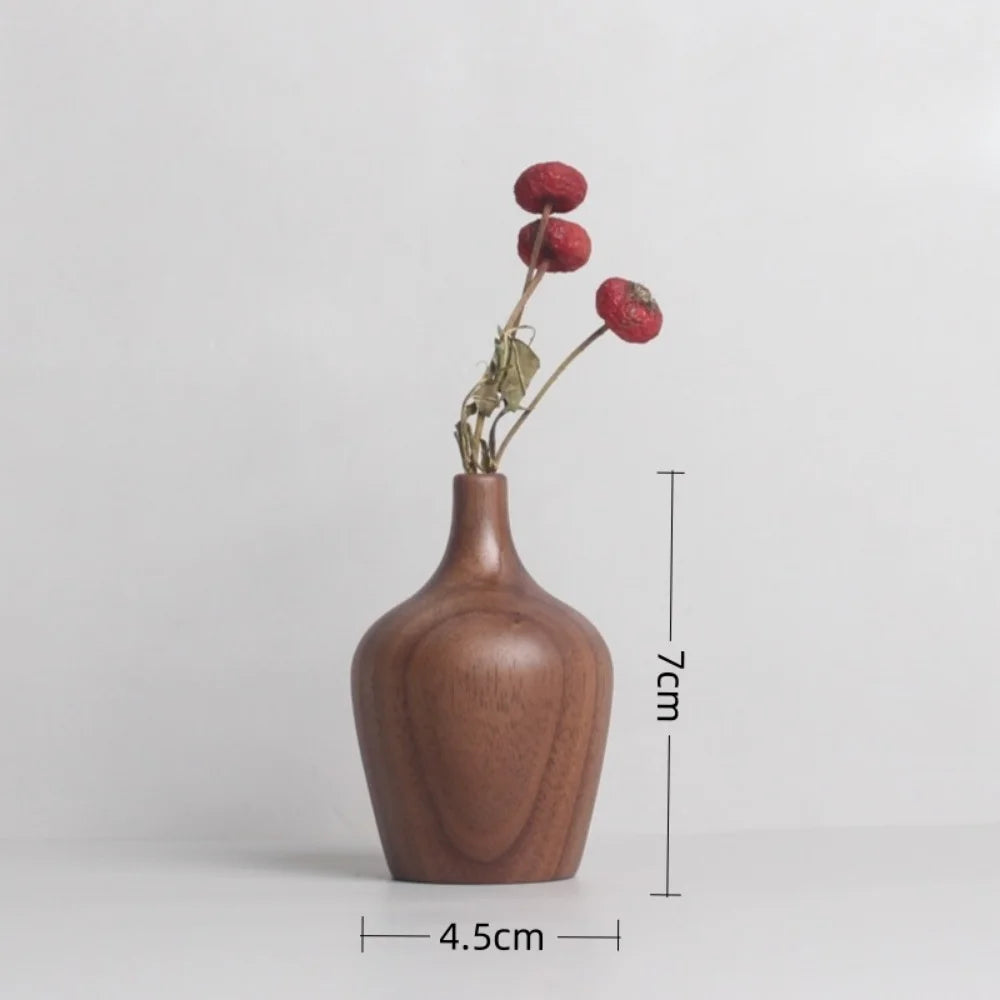 Vaso in Legno Massello Noce Nera: Eleganza Artigianale per la Tua Casa