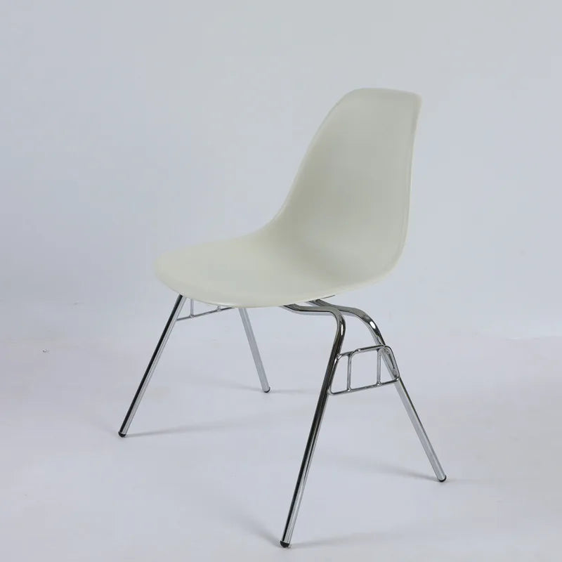 Sedia Designer in Stile Antico Nordico - Eleganza e Funzionalità per la Tua Sala da Pranzo o Studio
