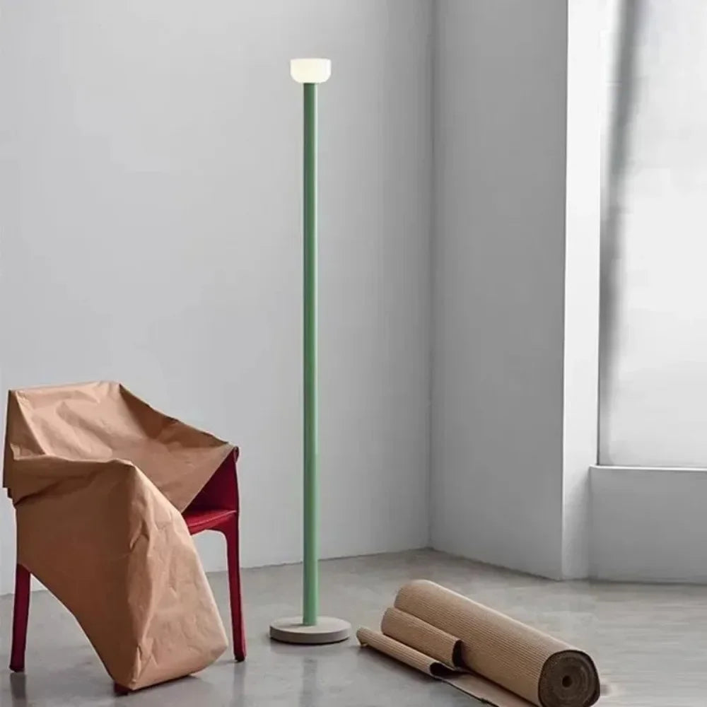 Raffinatezza e Colore con Lampada a Sospensione Bellhop
