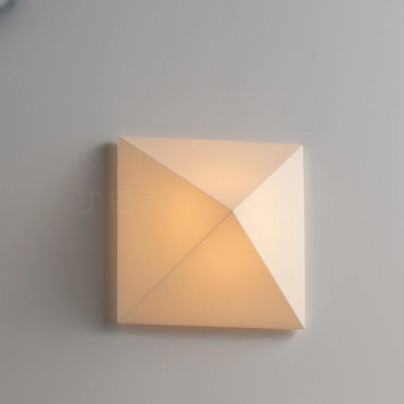 Lampada da Parete di Design - Eleganza e Atmosfera per Ogni Spazio