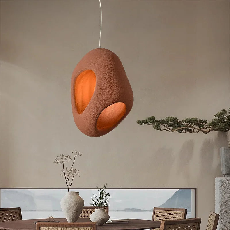 Lampada a Sospensione Wabi-Sabi 2024 – Design Artistico e Illuminazione Suggestiva