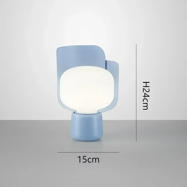 Raffinata Funzionalità con la Lampada Blom a Petali Rotanti