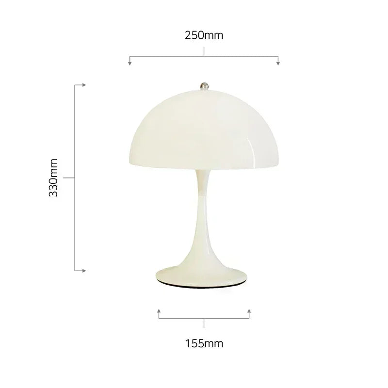 Eleganza Italiana con Lampada da Tavolo a Fungo