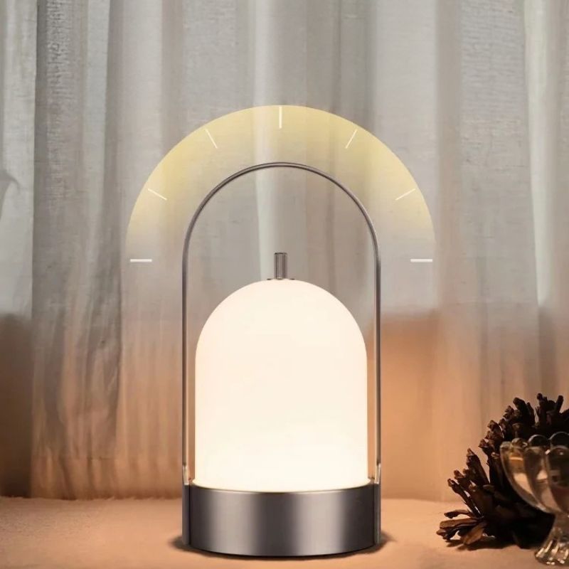 Lampada da Tavolo Portatile LED per Esterni: Illuminazione Senza Fili e Impermeabile