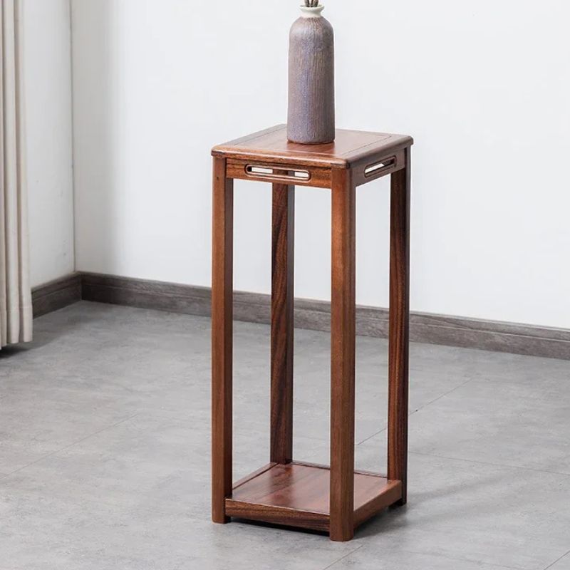 Supporto per Fiori in Legno Massello - Eleganza e Tradizione per la Tua Casa