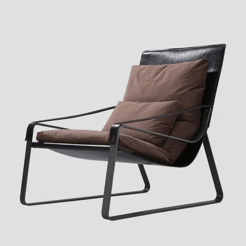 Poltrona Nordica in Tessuto di Lusso Italiano - Comfort e Design per il Tuo Soggiorno
