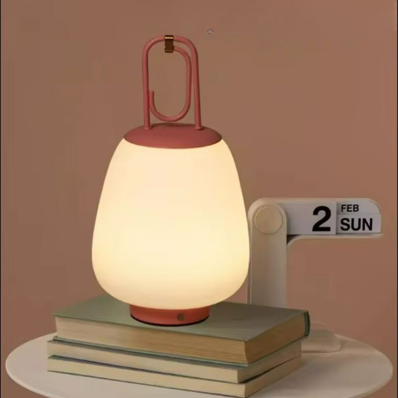 Raffinatezza Moderna con Lampada LUCCA