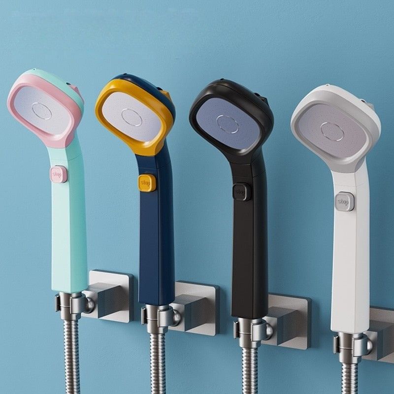 Spray Gun per Doccia Multifunzione: Conforto e Controllo dell'Acqua