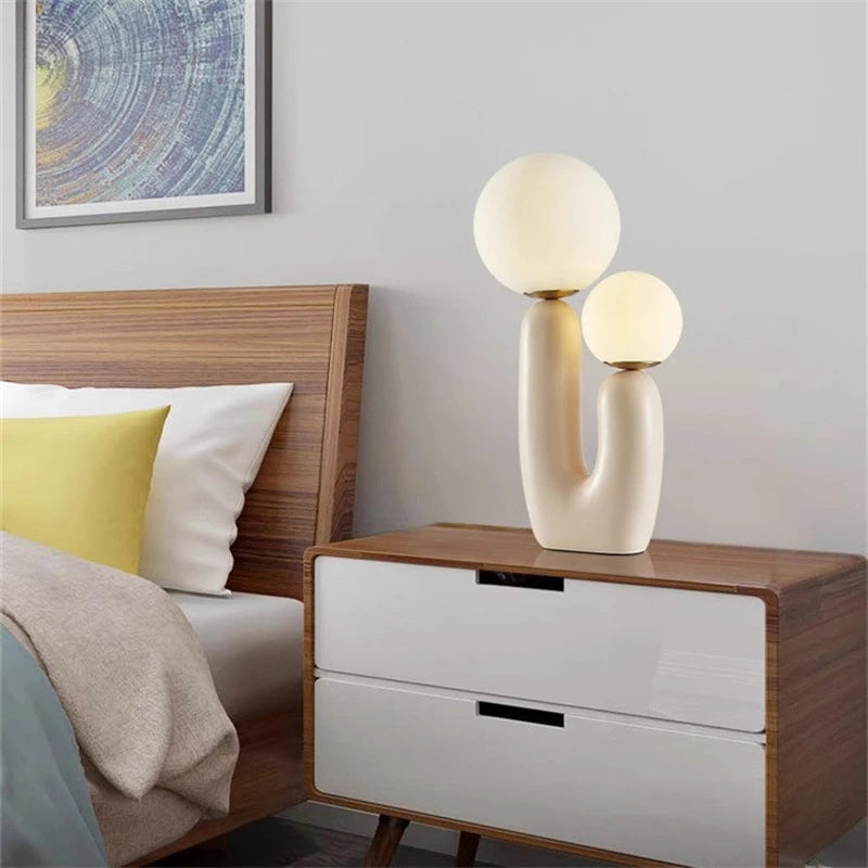 Lampada da Tavolo Creativa Nordica - Eleganza Moderna per Camere e Soggiorni