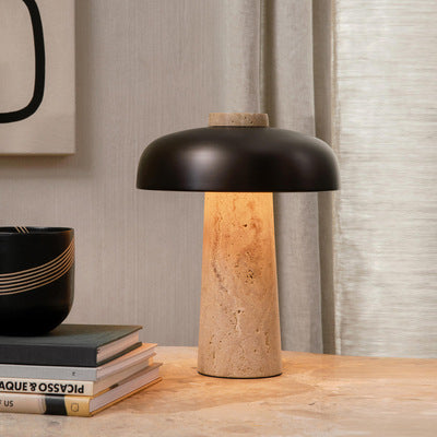 Eleganza Moderna con Lampada da Tavolo in Marmo e Vetro