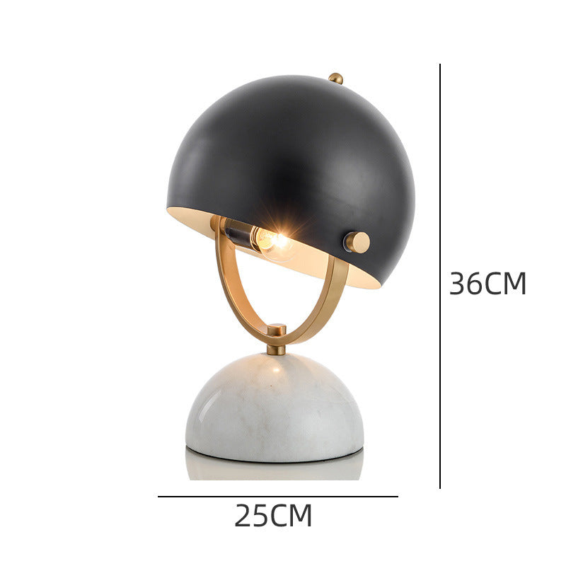 Lampada da Comodino Nordic Design - Eleganza Moderna per Ogni Ambiente