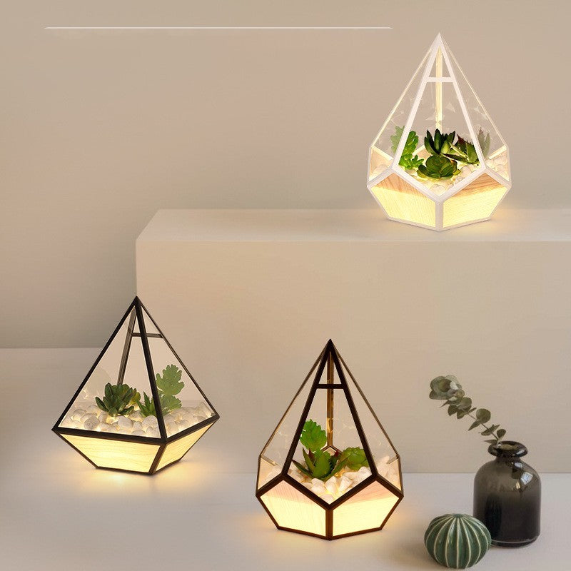 Eleganza Geometrica con Lampada da Comodino "Diamond"