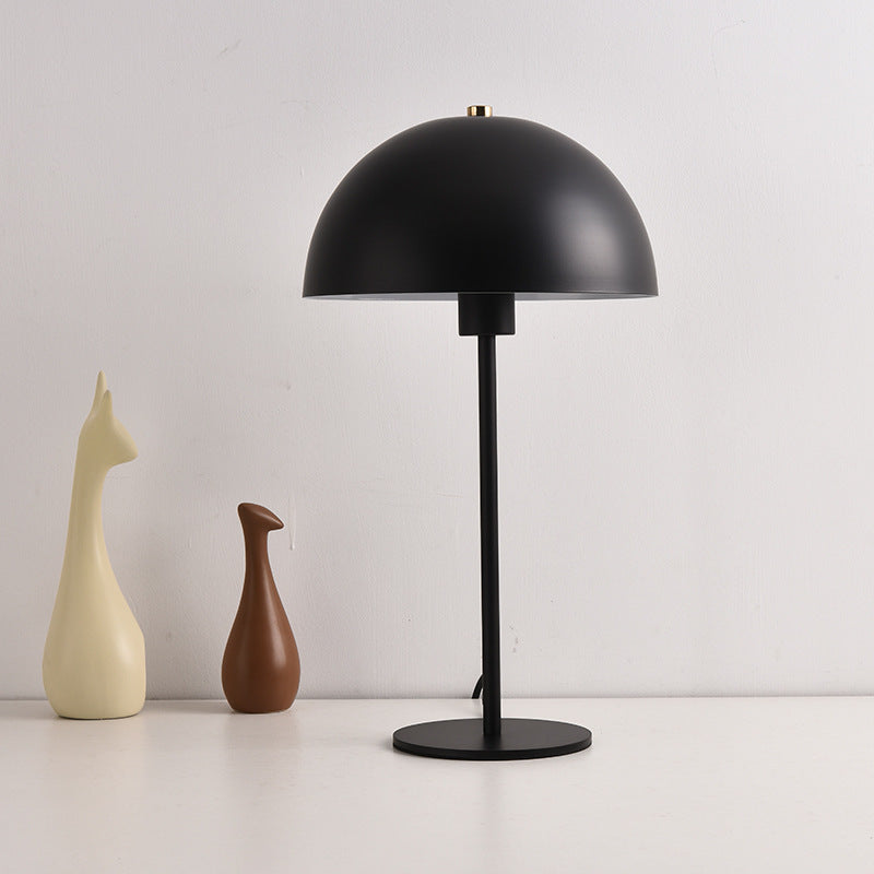 Lampada da Tavolo a Fungo - Eleganza Creativa per la Camera da Letto
