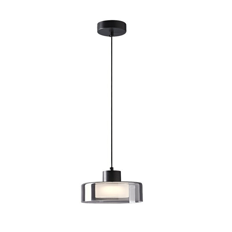 Eleganza Minimalista con Lampadario in Rame e Vetro
