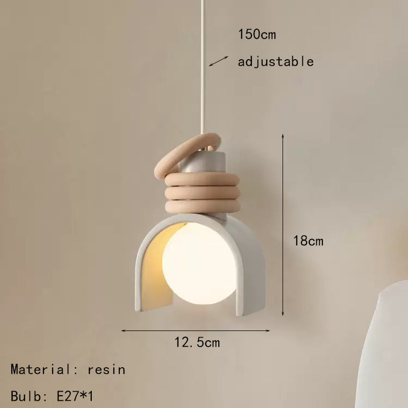 Lampada a Sospensione LED in Resina – Design Creativo e Illuminazione Regolabile