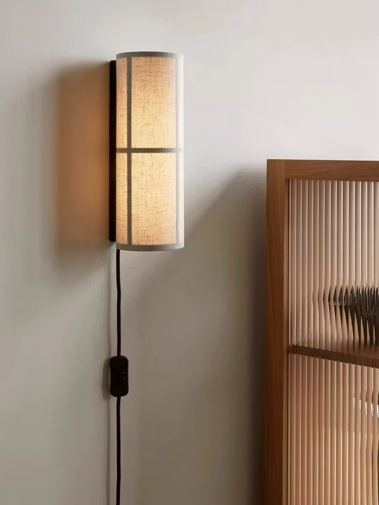 Lampada da Parete in Tessuto: Design Giapponese e Atmosfera Accogliente