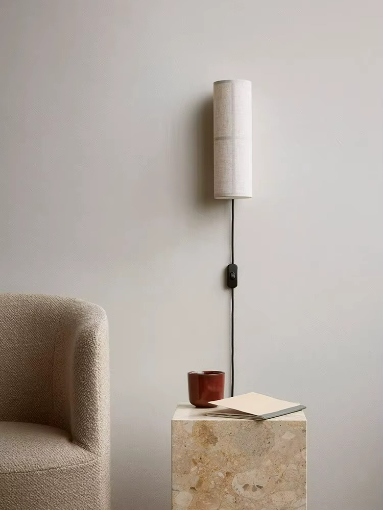 Lampada da Parete in Tessuto: Design Giapponese e Atmosfera Accogliente
