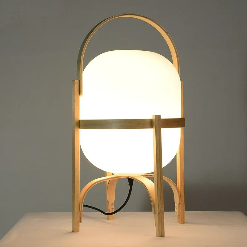 Lampada da Terra Nordica in Vetro e Legno - Eleganza e Stile Wabi-Sabi per Ogni Ambiente