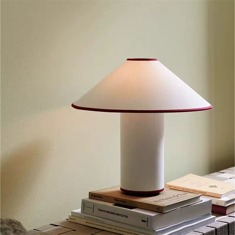 Lampada da Tavolo Wabi-Sabi a Fungo - Eleganza e Armonia per Ogni Ambiente