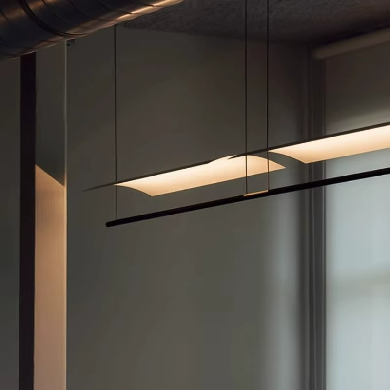 Lampadario Minimalista Scandinavo - Design Lungo e Moderno per Ristoranti e Uffici