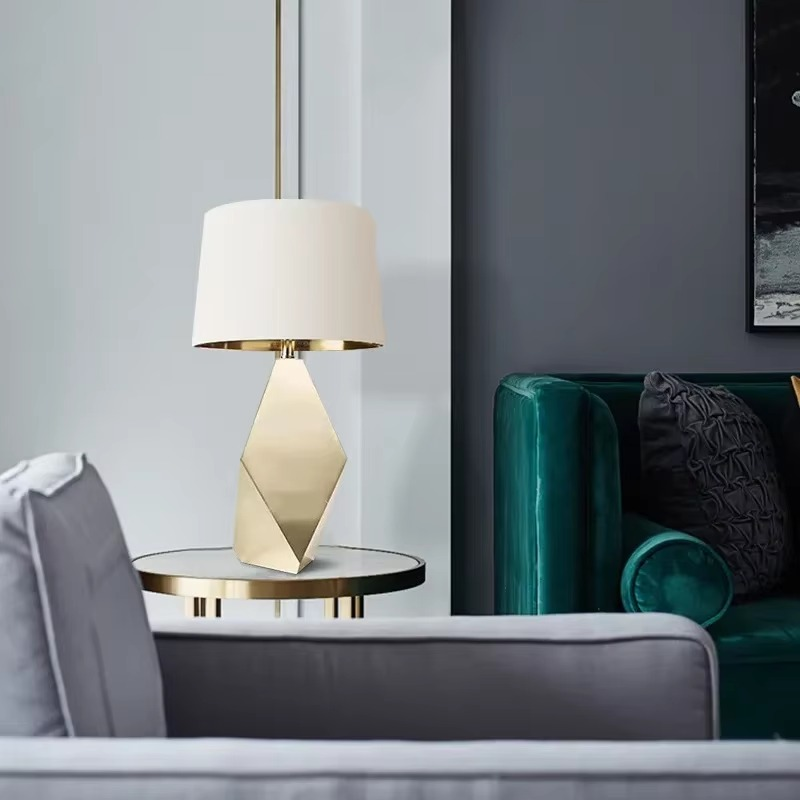 Lusso e Design con Lampada da Tavolo Artistica