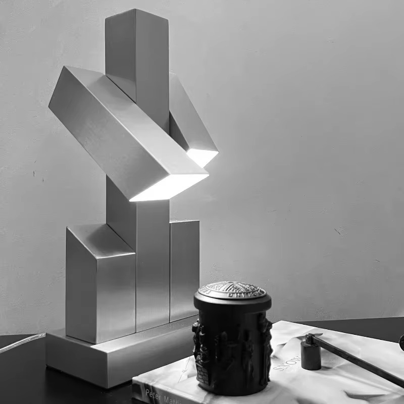 Atmosfera Elegante con Lampada da Tavolo Bauhaus
