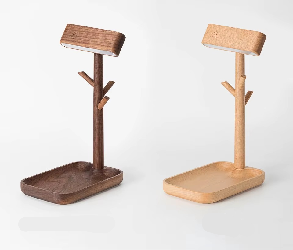Eleganza Funzionale con Lampada da Scrivania in Legno Massello