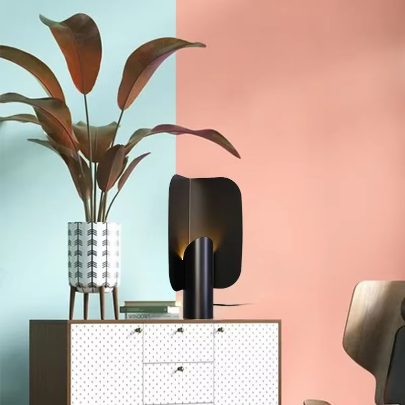 Lusso Minimalista con Lampada da Tavolo in Ferro
